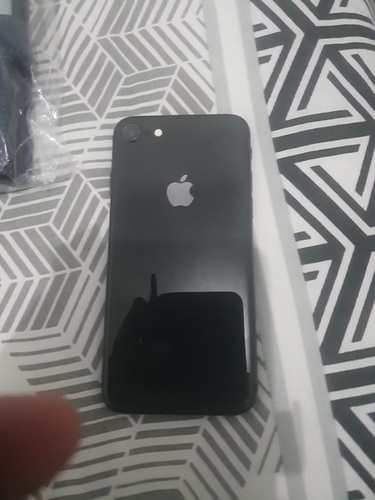 Apple iphone 64gb working - iphone,
